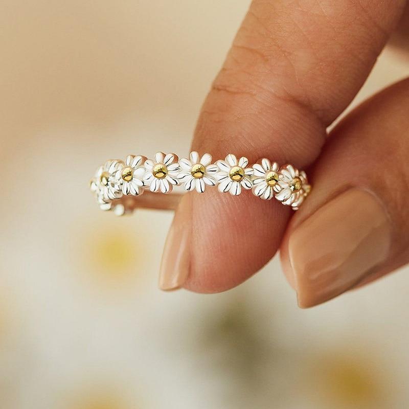 MARAIS | BAGUE RÉGLABLE EN ARGENT AVEC MARGUERITE