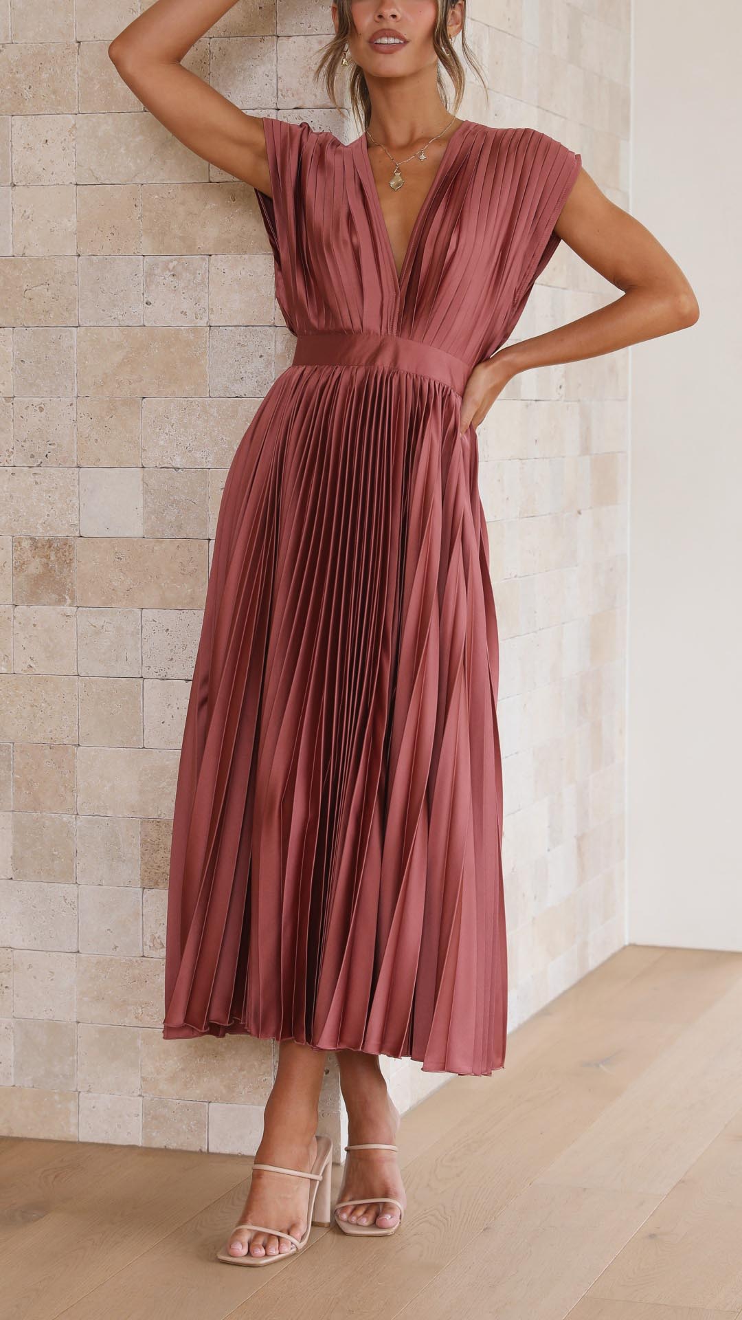MARAIS | Robe Élégante en Plis