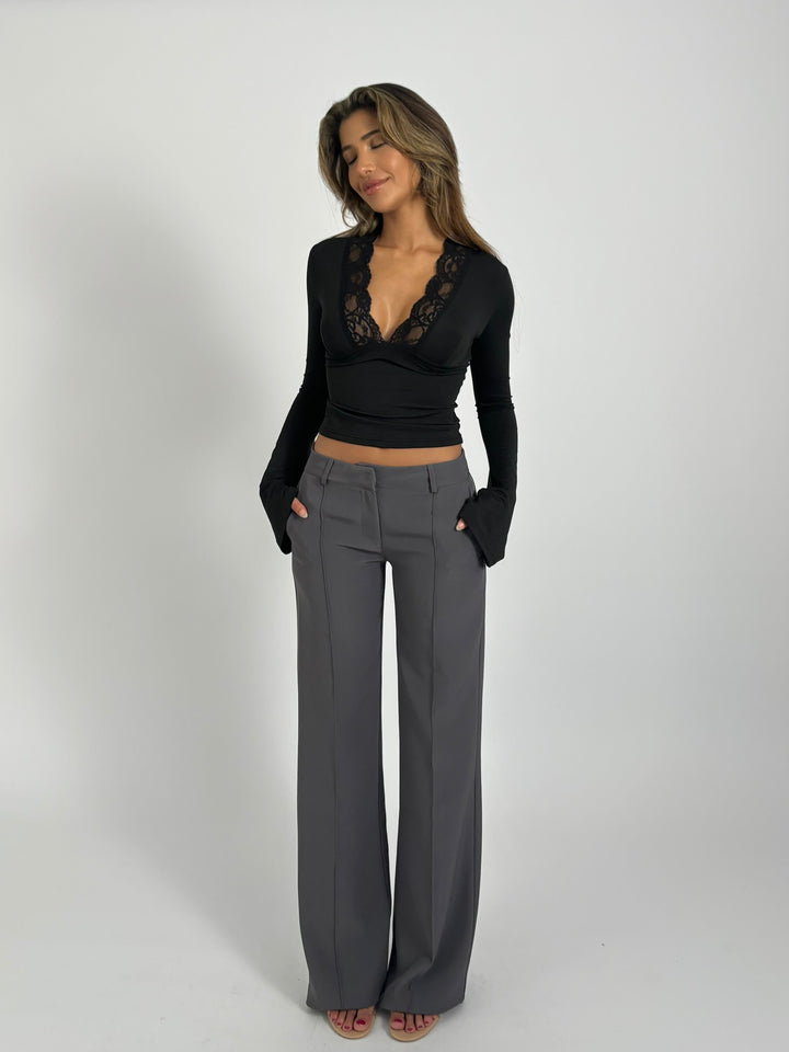 MARAIS | NORDIQUE CHIC HAUT EN DENTELLE